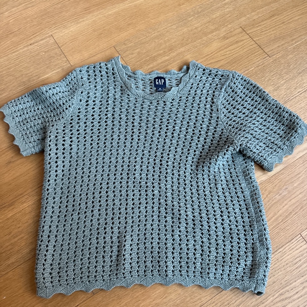GAP Light Green Knit Top with Scalloped Edges